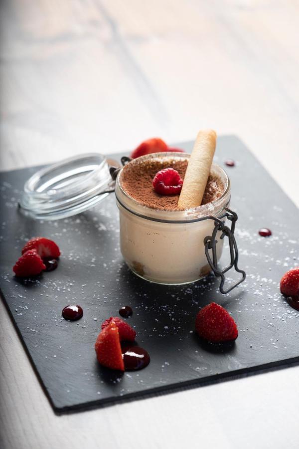 Hotel Le Fournil Redu Kültér fotó