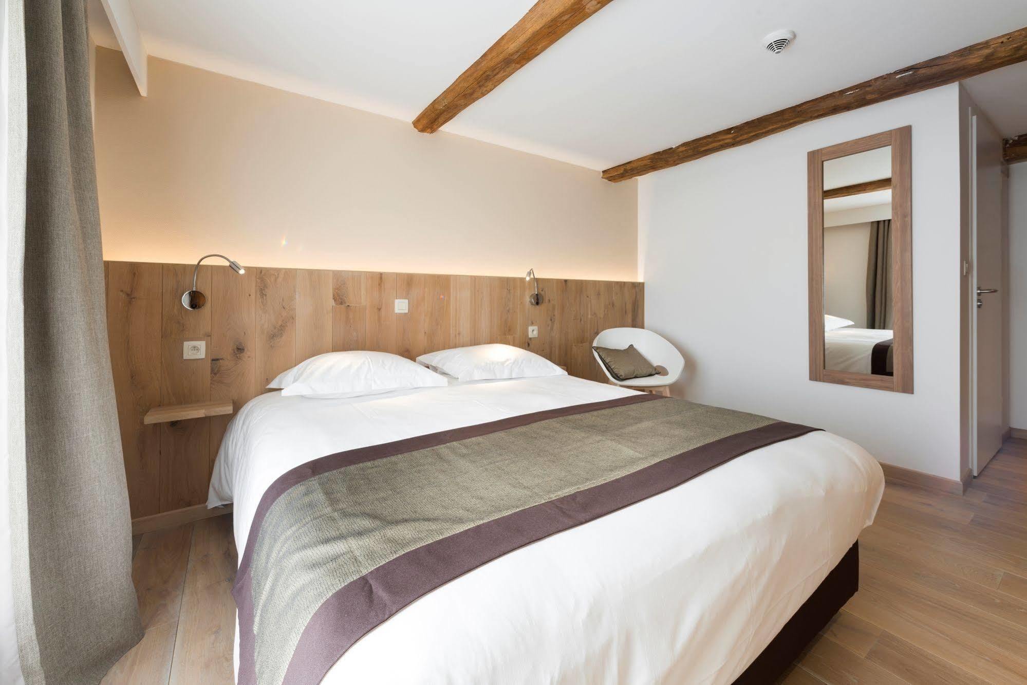 Hotel Le Fournil Redu Kültér fotó